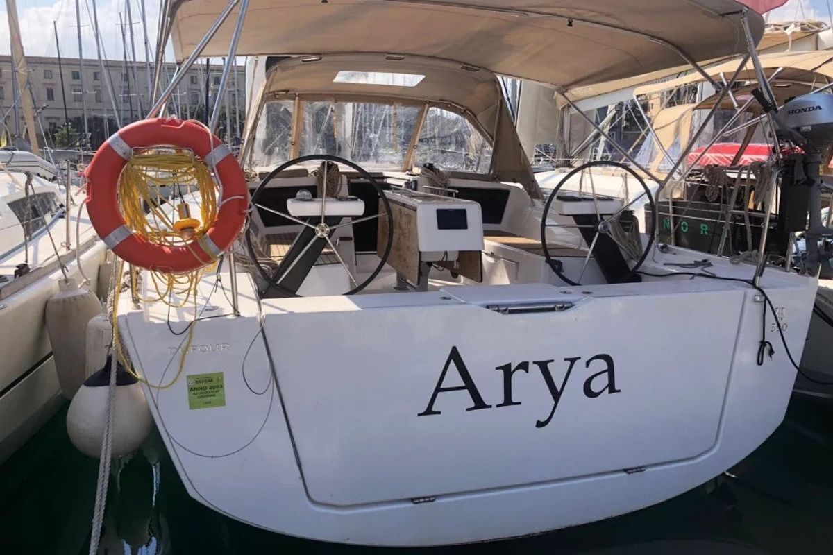 Exterior view of Arya, a Dufour 390 sailboat at Palermo, Italy