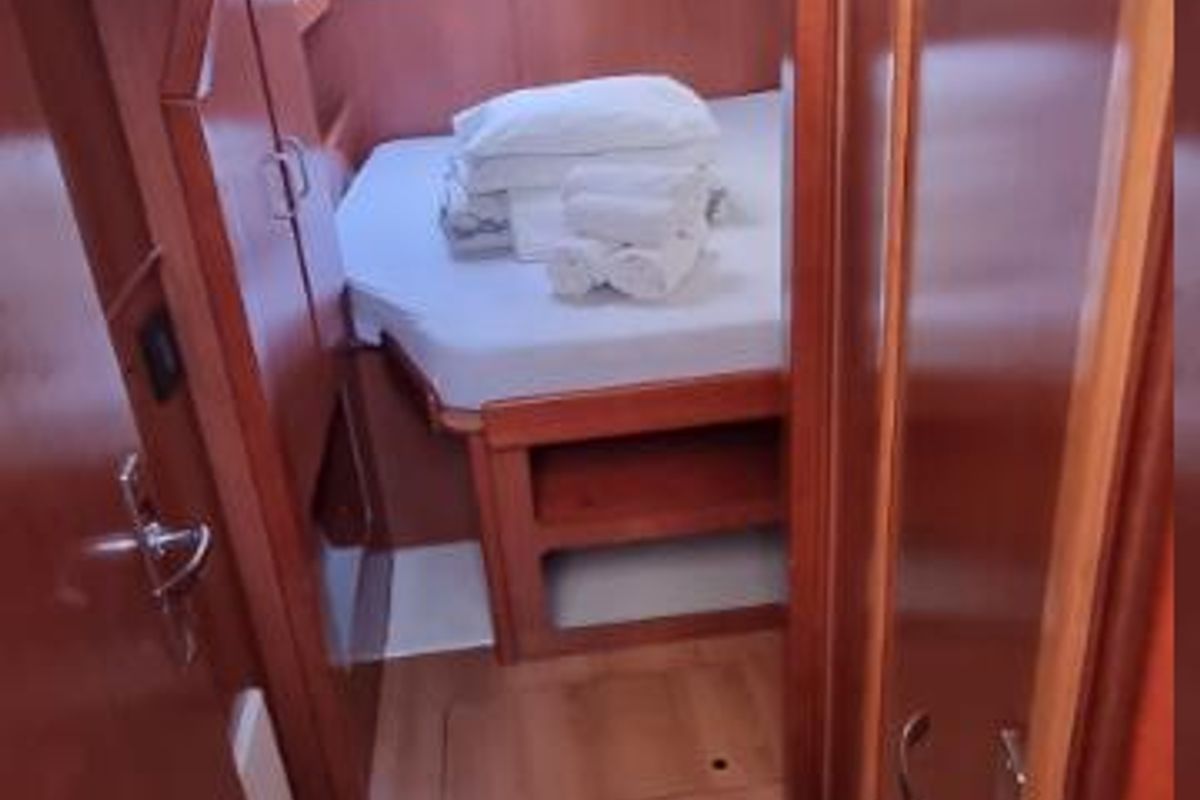 Cabin on What Else, a Leopard 44 catamaran at Tribunj, Croatia