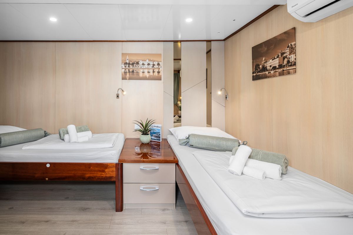 Cabin on Carpe Diem, a Unknown M/S Carpe Diem sailboat at Općina Marina, Croatia