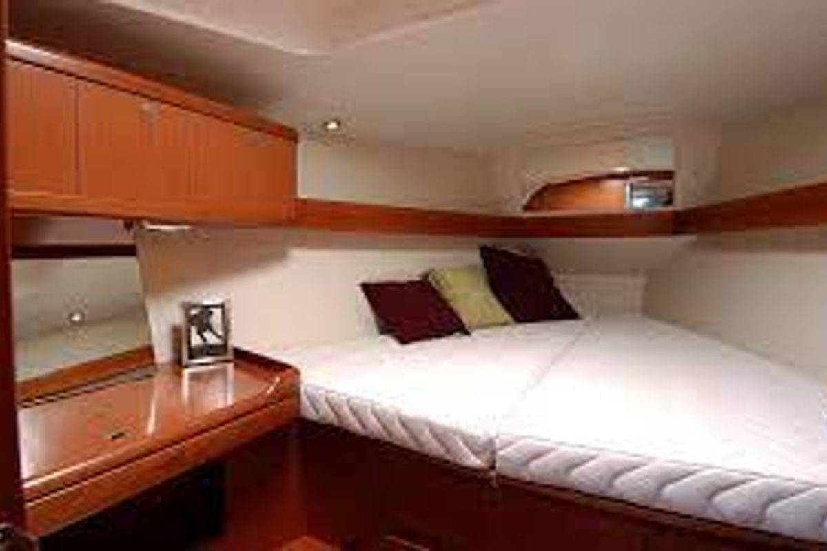Cabin on Era Ora, a Beneteau Oceanis 37 sailboat at La Spezia, Italy