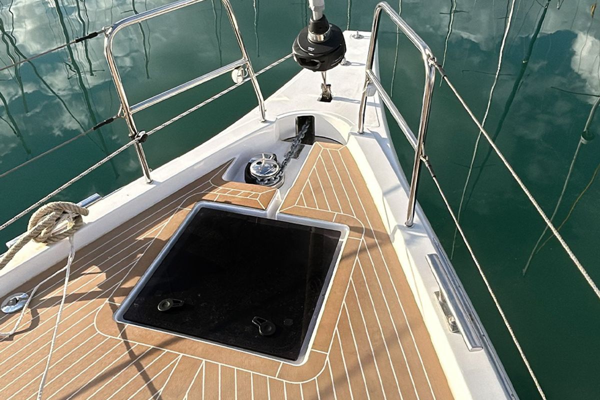 Deck of TOPAZ, a Bavaria C46 sailboat at es Jonquet, Spain