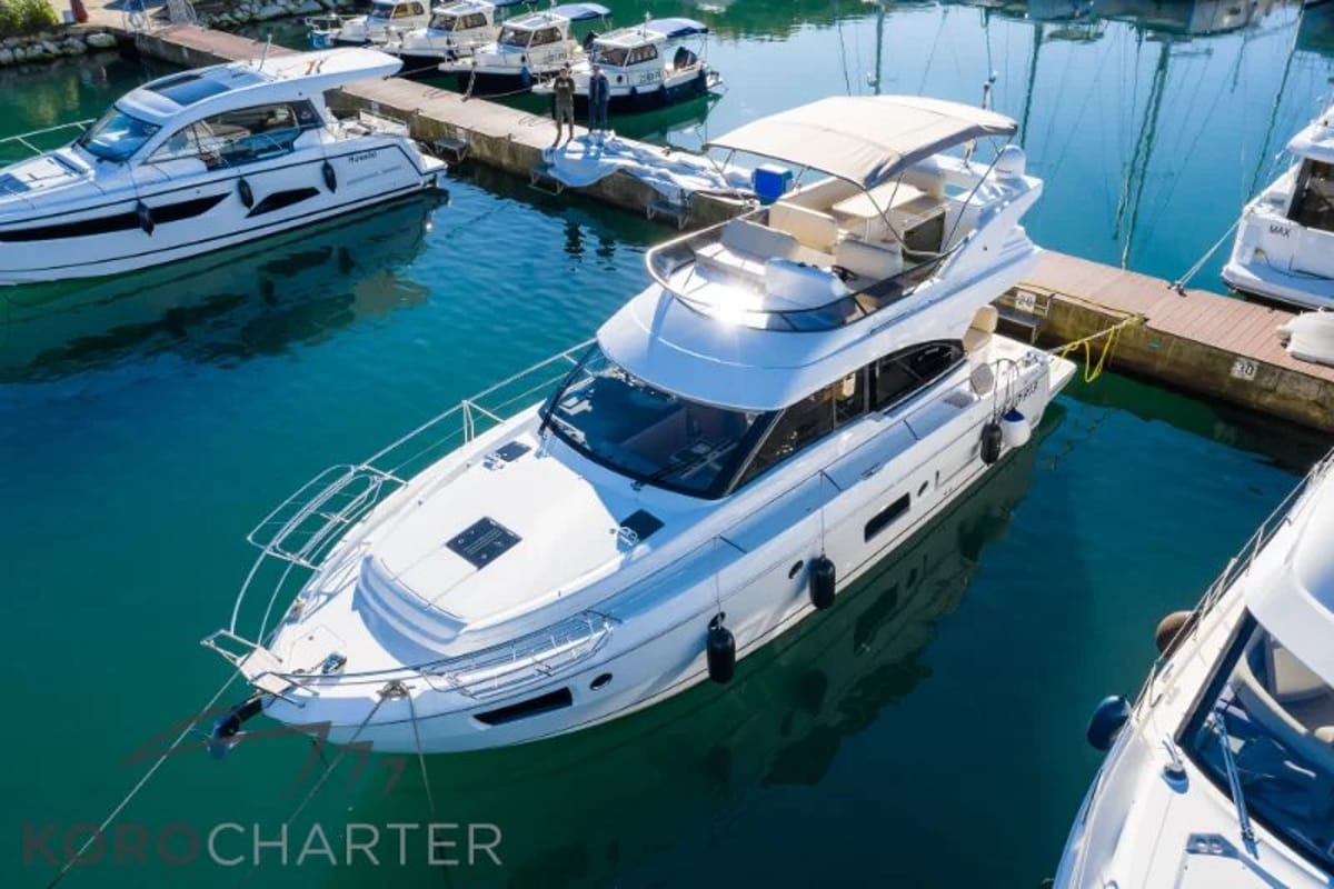 Alexander, a Bavaria Virtess 420 Fly yacht at Punat, Croatia