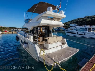 Alexander, a Bavaria Virtess 420 Fly yacht at Punat, Croatia