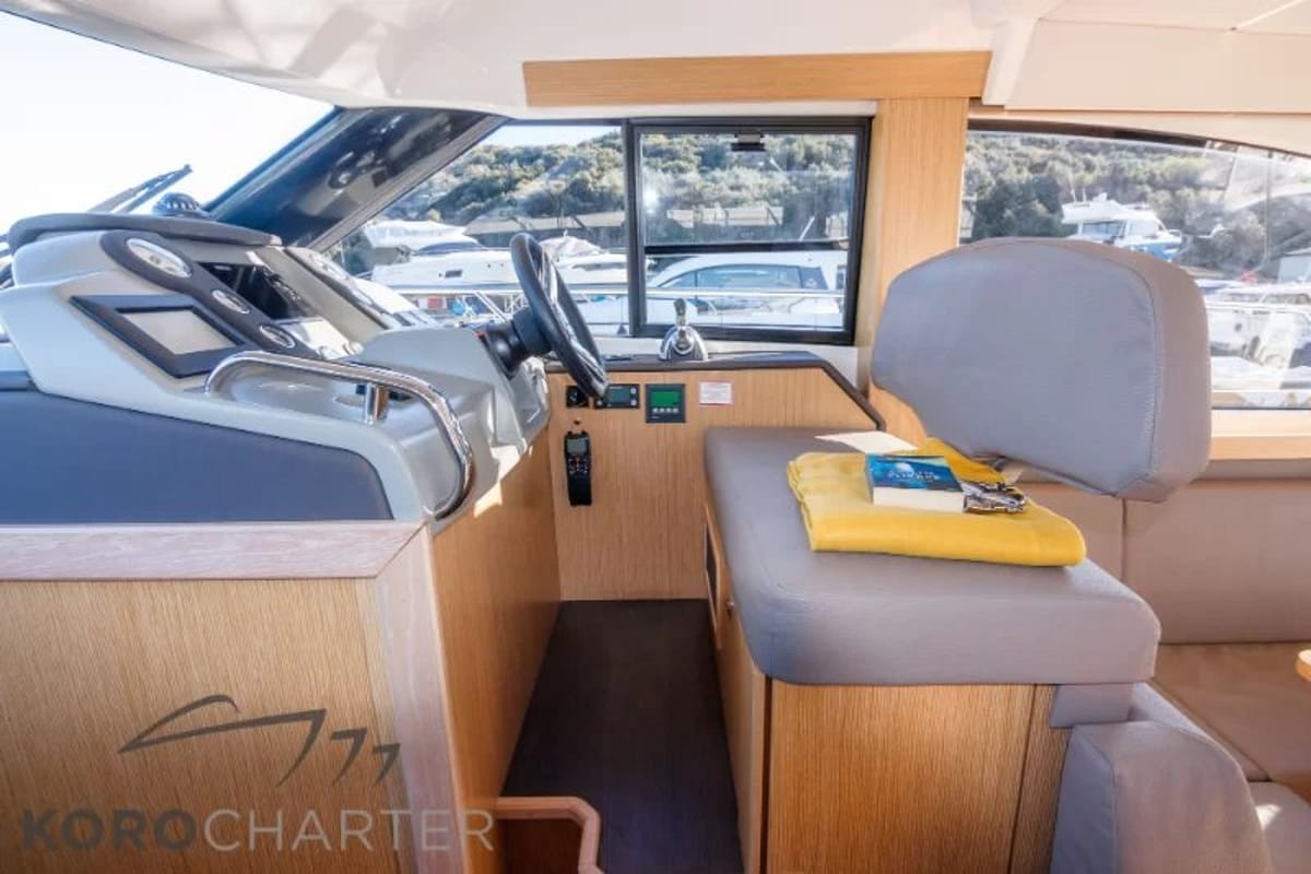 Alexander, a Bavaria Virtess 420 Fly yacht at Punat, Croatia