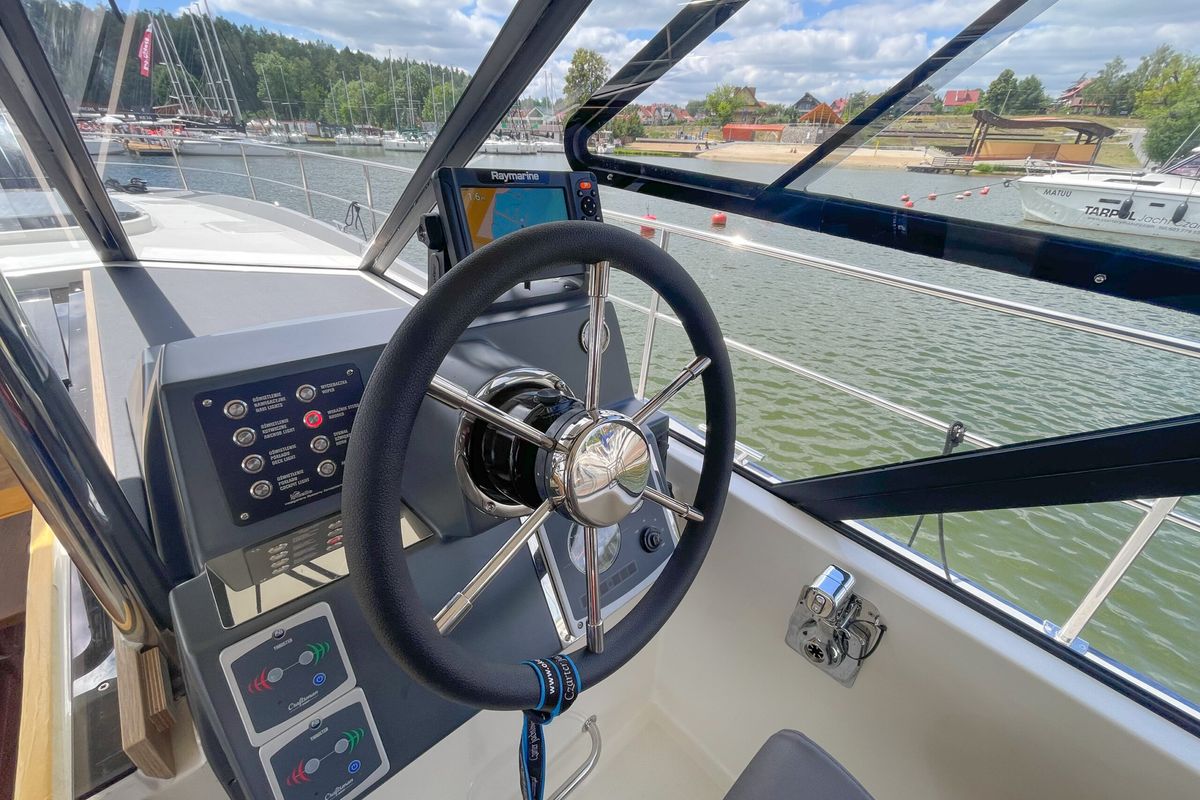Cockpit of Nautika 1300 Royal, a Delphia Yachts Nautika 1300  motorboat at Wilkasy, Poland