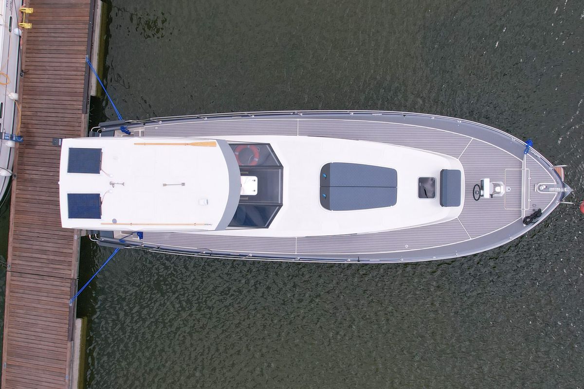 Exterior view of Nautika 1300 Royal, a Delphia Yachts Nautika 1300  motorboat at Wilkasy, Poland