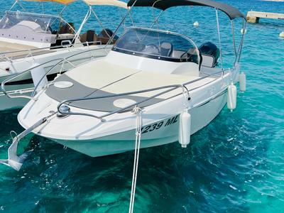 Exterior view of 1239ML, a Galeon Galia 630 motorboat at Mali Lošinj, Croatia