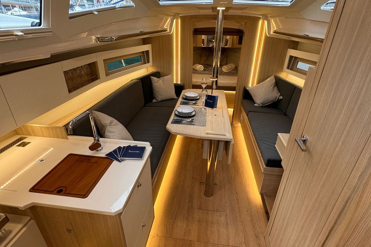 Salon of ALAS, a Northman Maxus 35 sailboat at Capo d'Orlando, Italy