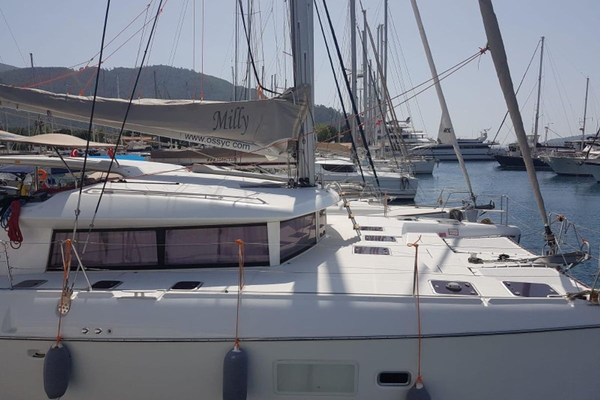 Exterior view of Rain Dogs, a Lagoon 421 catamaran at Marmaris, Turkey