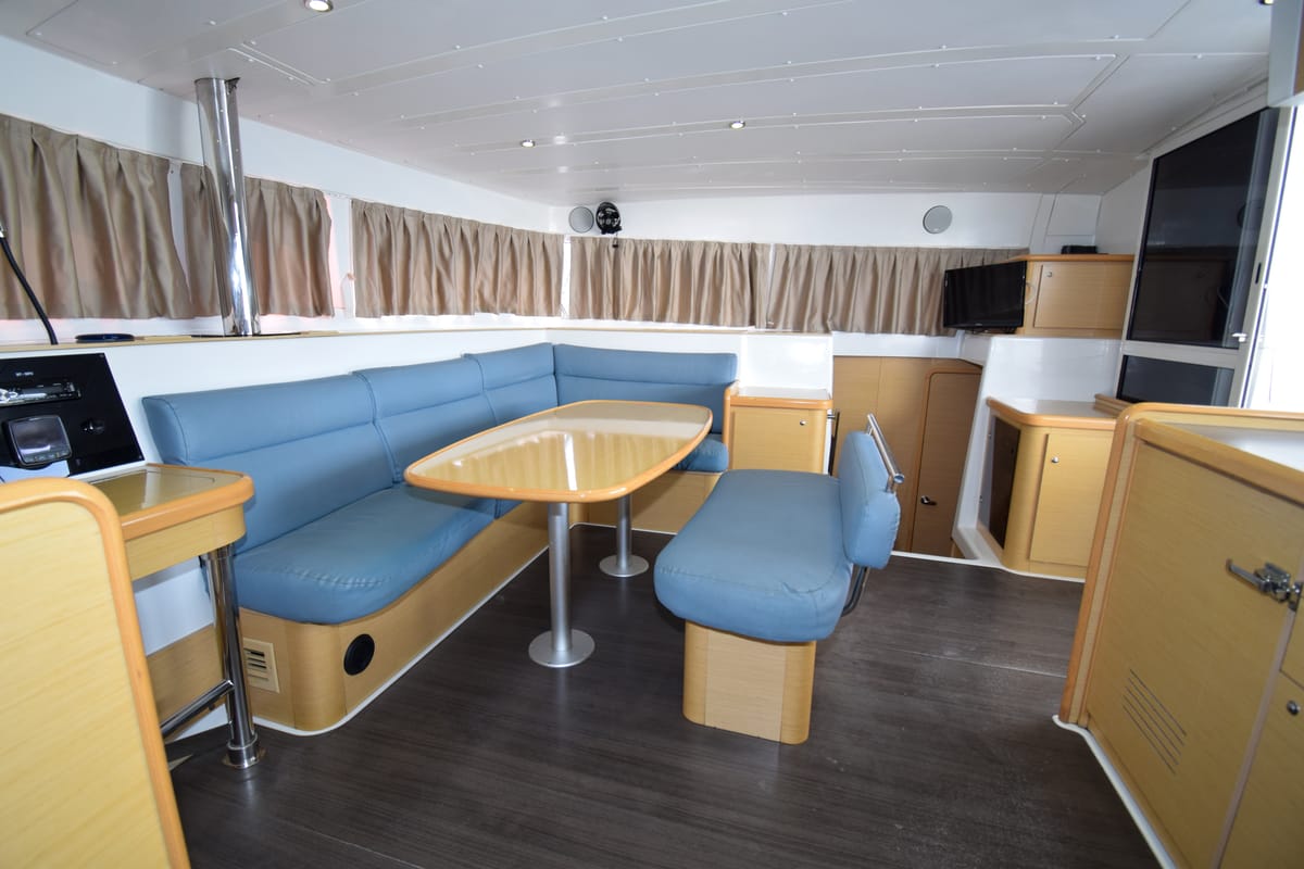 Salon of Rain Dogs, a Lagoon 421 catamaran at Marmaris, Turkey