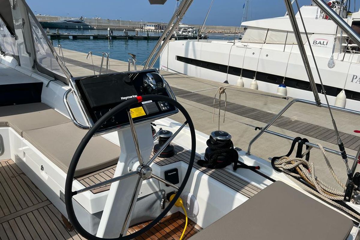 Cockpit of Libery, a Beneteau Oceanis 51.1 sailboat at Capo d'Orlando, Italy