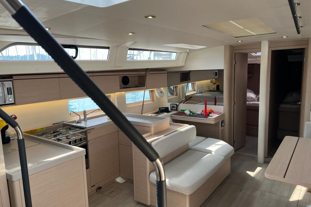 Salon of Libery, a Beneteau Oceanis 51.1 sailboat at Capo d'Orlando, Italy