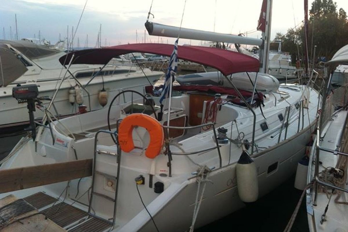 Exterior view of Artemis, a Beneteau Oceanis 411 sailboat at Athens, Greece