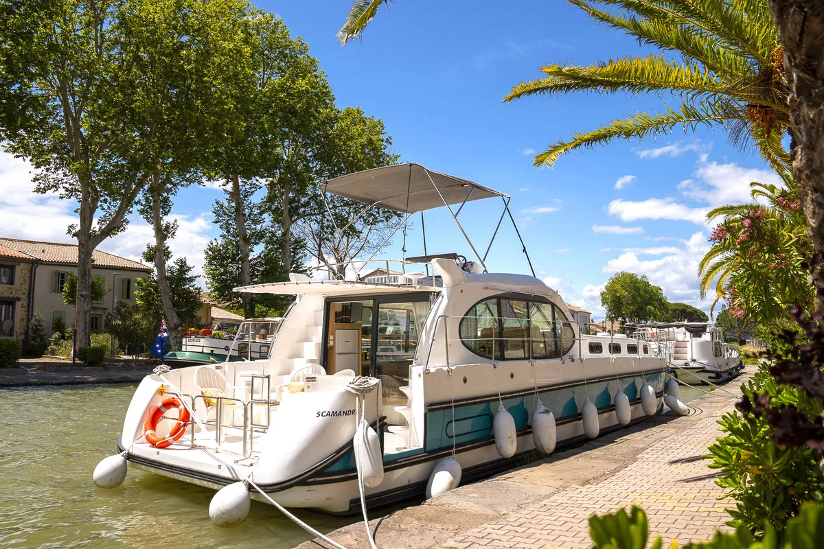 Cruiser Premium+ 6/8 Pers., a Nicols Nicols Estivale Sixto+ motorboat at Avignonet-Lauragais, France