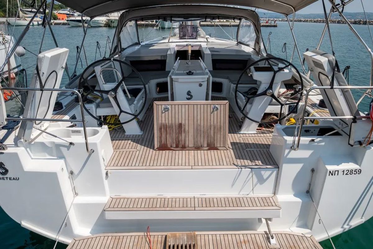 Deck of LFK-51.1, a Beneteau Oceanis 51.1 sailboat at Municipal Unit of Lefkada, Greece