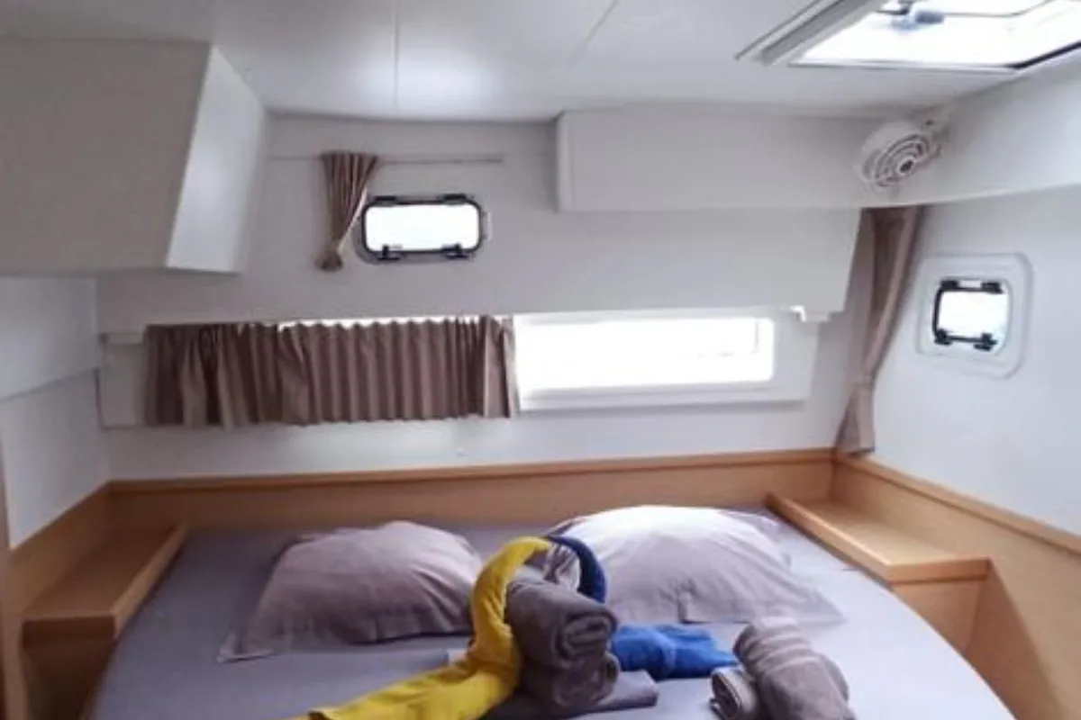 Head on Taina, a Lagoon 42 catamaran at Le Gosier, France