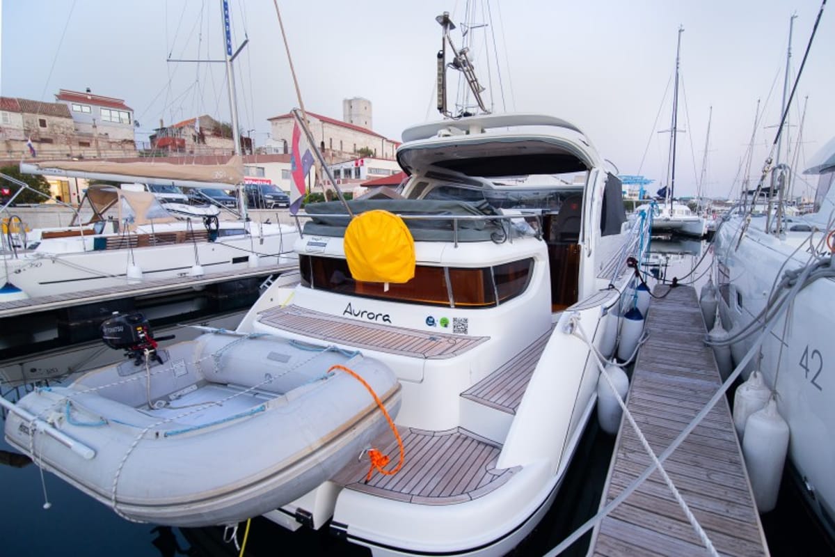 Aurora, a Marex 320 ACC yacht at Grad Šibenik, Croatia