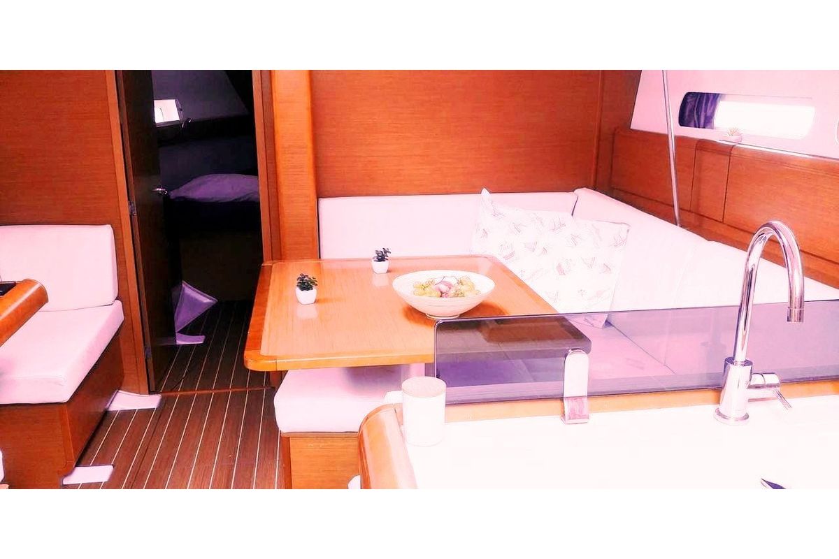 Salon of ARIES, a Jeanneau Sun Odyssey 409 sailboat at Općina Baška Voda, Croatia