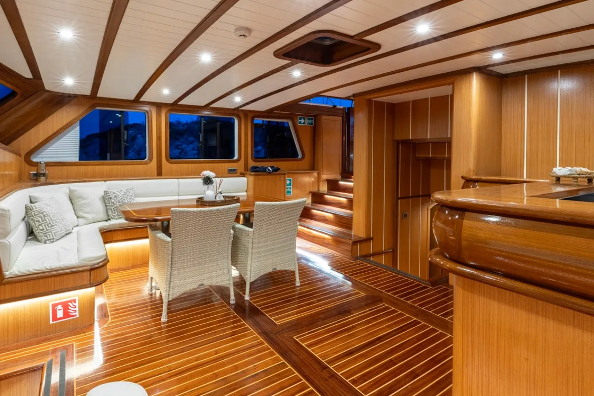 Salon of Gozdem The One, a Gulet Custom built 183 yacht at Bodrum, Turkey