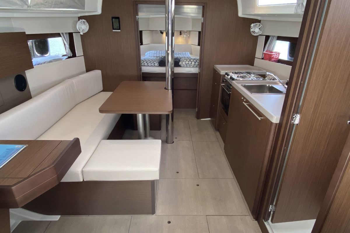 Salon of Maja, a Beneteau Oceanis 38.1 sailboat at Grad Pula, Croatia
