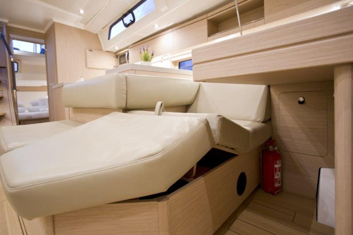 Salon of MYRDIA, a Beneteau Oceanis 51.1 sailboat at Athens, Greece