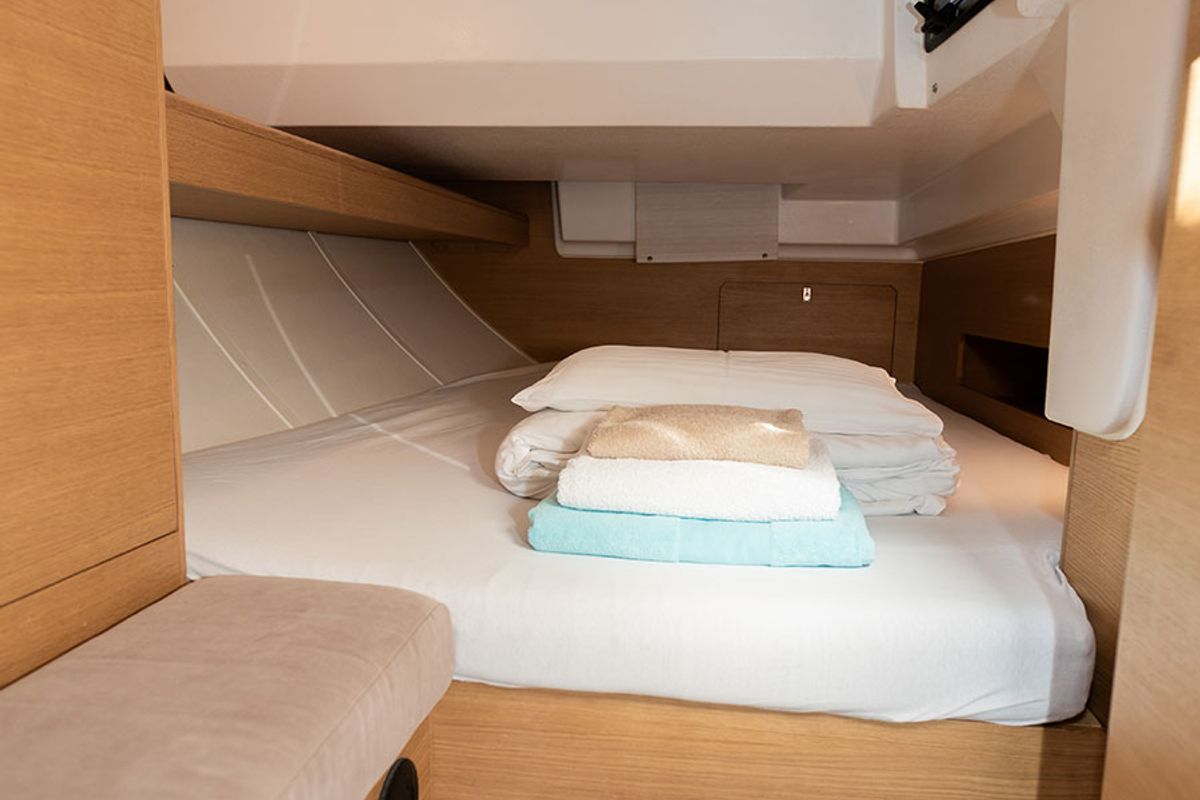 Cabin on Lina, a Elan E5 sailboat at Primošten, Croatia