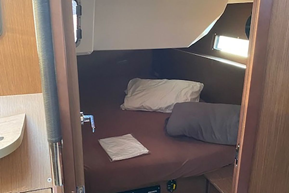 Cabin on JEAN BART III, a Beneteau Oceanis 40.1 sailboat at La Favière, France