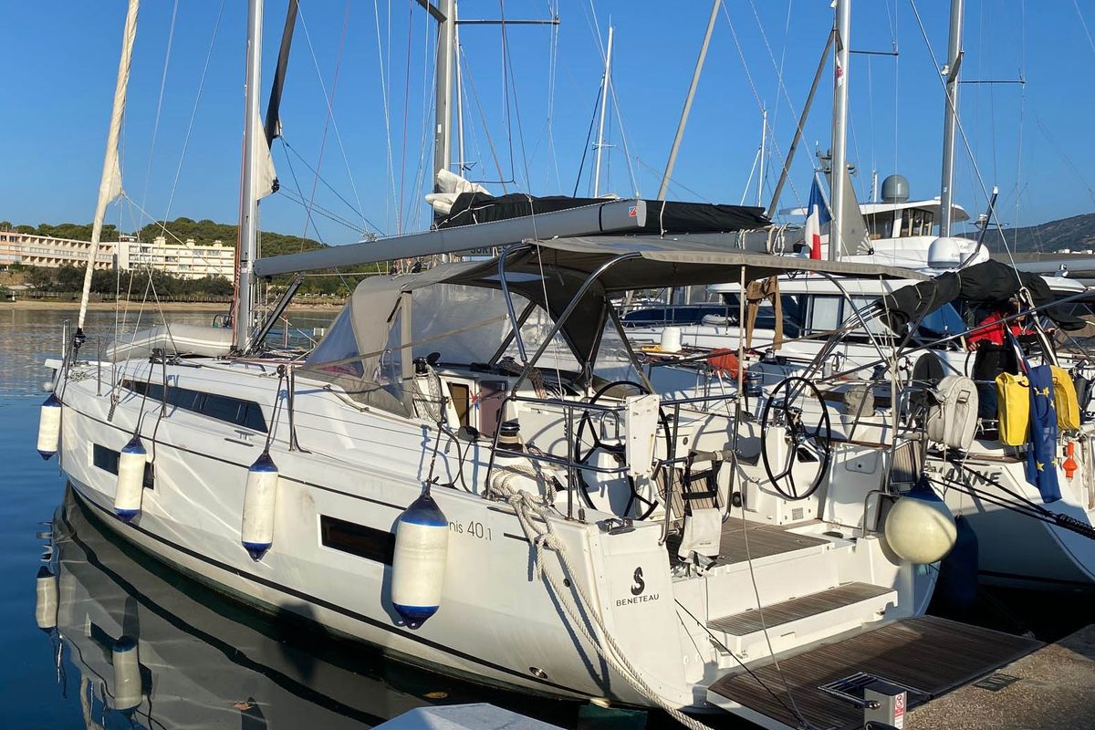 Exterior view of JEAN BART III, a Beneteau Oceanis 40.1 sailboat at La Favière, France