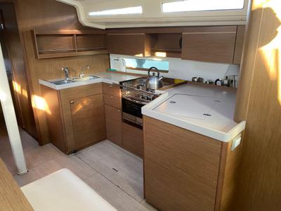 Galley of JEAN BART III, a Beneteau Oceanis 40.1 sailboat at La Favière, France