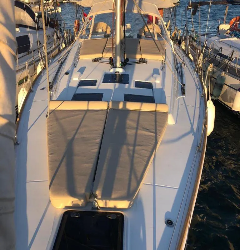 Deck of Comfort, a Beneteau Oceanis 45 sailboat at San Miguel de Abona, Spain