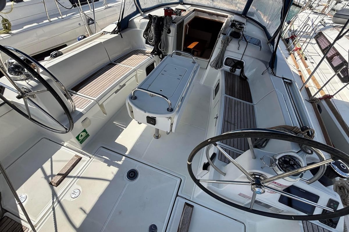 Moonlight, a Jeanneau Sun Odyssey 479 sailboat at Grad Pula, Croatia