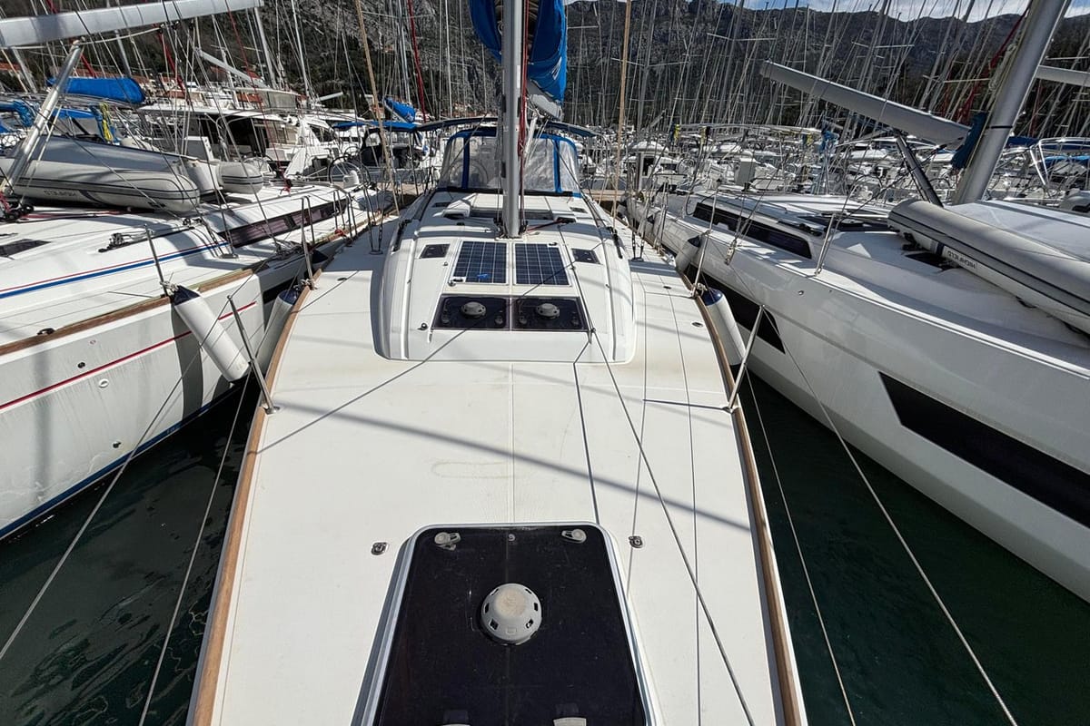 Moonlight, a Jeanneau Sun Odyssey 479 sailboat at Grad Pula, Croatia