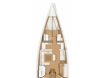 Floor plan of Malu', a Dufour 520 Grand Large sailboat at Vibo Valentia, Italy