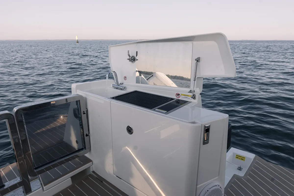 Galley of Blade, a Saxdor Yachts Saxdor 400 GTO motorboat at Općina Sukošan, Croatia