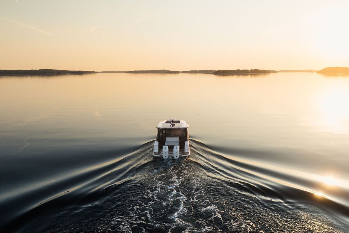 Exterior view of Blade, a Saxdor Yachts Saxdor 400 GTO motorboat at Općina Sukošan, Croatia