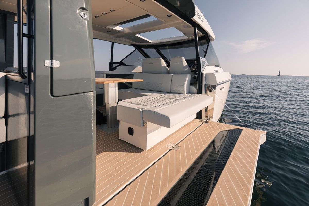 Deck of Blade, a Saxdor Yachts Saxdor 400 GTO motorboat at Općina Sukošan, Croatia