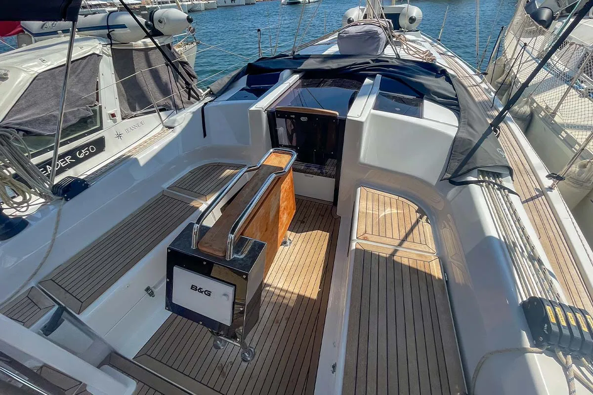 Deck of Maveric, a Hanse Yachts Hanse 348 sailboat at Hyères, France