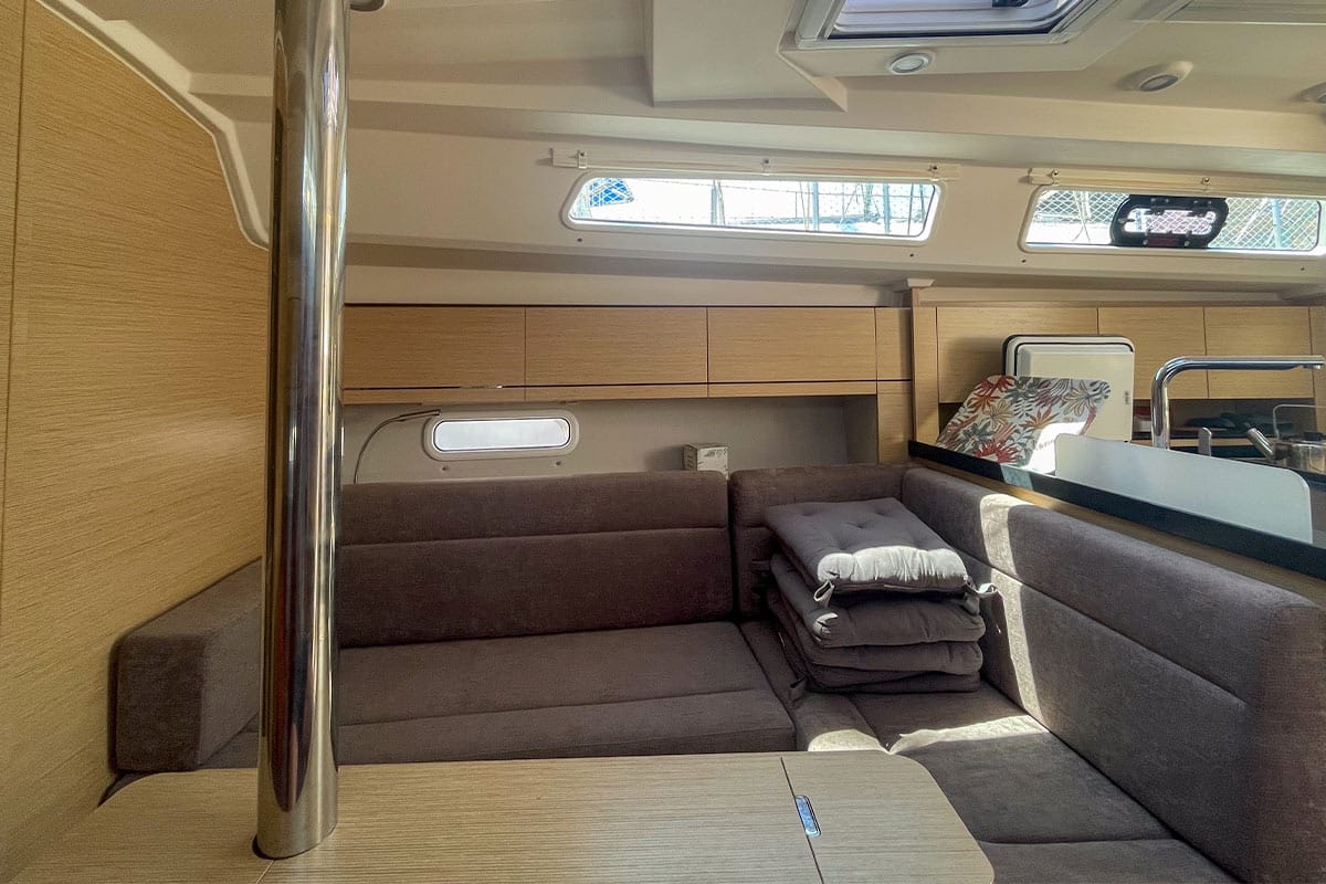 Salon of Maveric, a Hanse Yachts Hanse 348 sailboat at Hyères, France