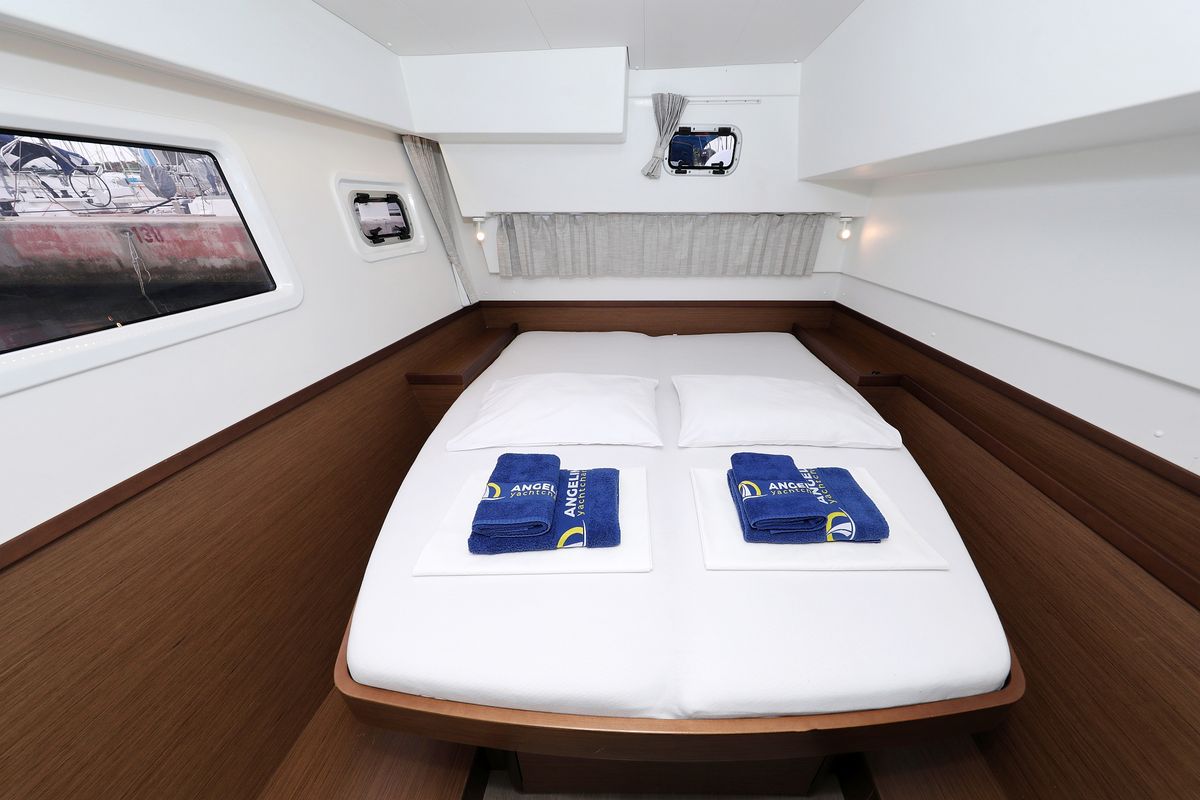 Cabin on Air Wave, a Lagoon 42 catamaran at Općina Rogoznica, Croatia