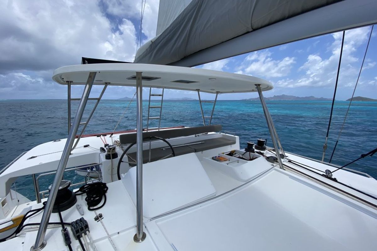 Cockpit of Pura Vida, a Lagoon 450 catamaran at Ribishi, Saint Vincent and the Grenadines