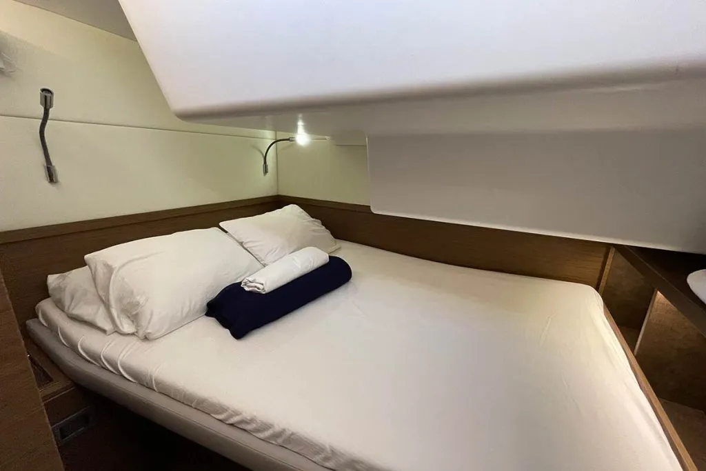 Cabin on Pura Vida, a Lagoon 450 catamaran at Ribishi, Saint Vincent and the Grenadines