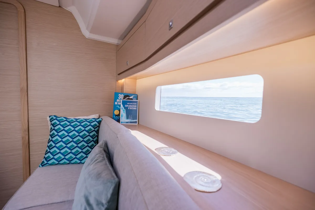 Salon of Viridis, a Dufour 37 sailboat at Olbia, Italy