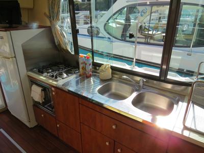 Galley of Prélude, a Nicols Estivale Quattro motorboat at Sablé-sur-Sarthe, France