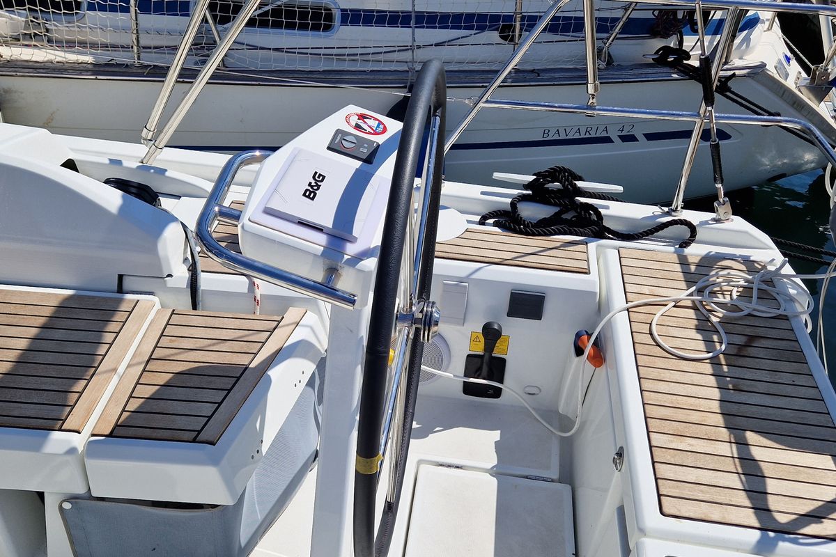 Cockpit of Luna, a Beneteau Oceanis 46.1 sailboat at Općina Medulin, Croatia