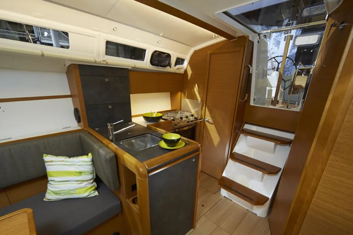 Galley of Sunsail 34- 2/1 Classic, a Jeanneau Sun Odyssey 349 sailboat at Općina Marina, Croatia