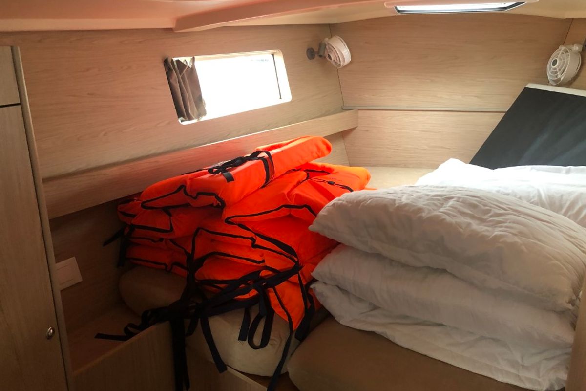 Cabin on Luxa, a Beneteau Oceanis 41.1 sailboat at Split, Croatia