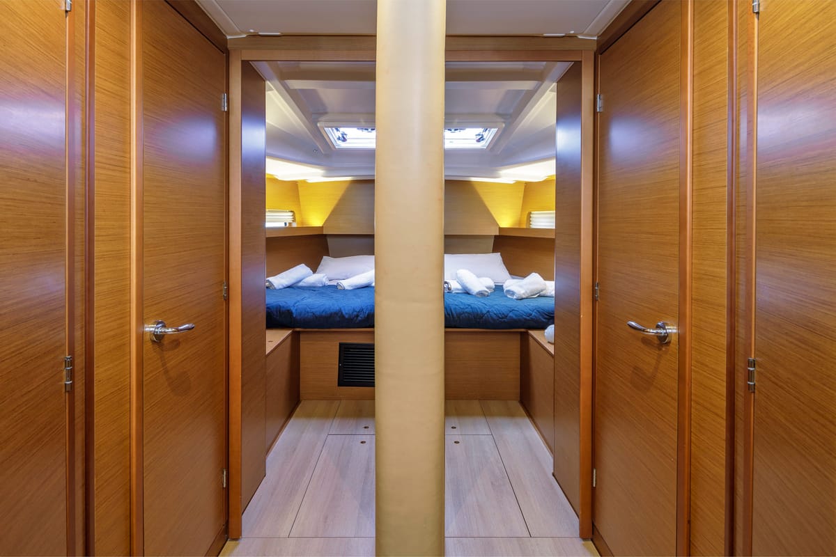 Discovery Blue, a Jeanneau Sun Loft 47 sailboat at Municipal Unit of Nea Peramos, Greece