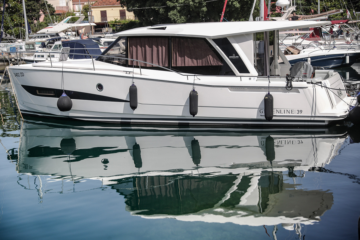 Mar, a Greenline 39 yacht at Grad Biograd na Moru, Croatia
