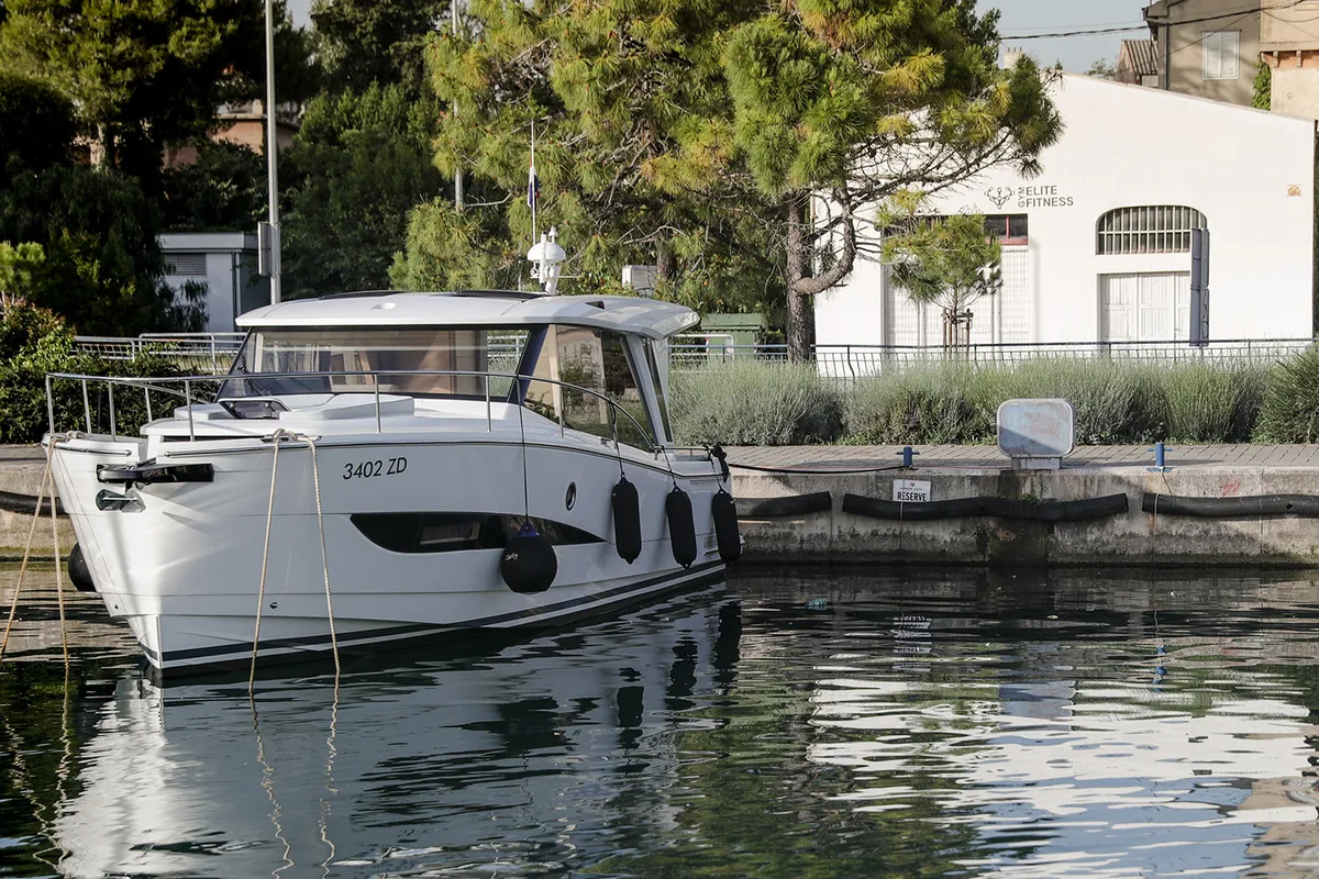Mar, a Greenline 39 yacht at Grad Biograd na Moru, Croatia
