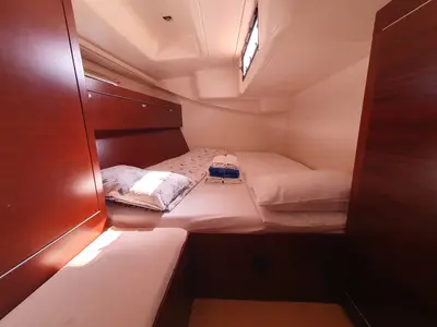 Cabin on Maravillosa, a Hanse Yachts Hanse 545 sailboat at Split, Croatia